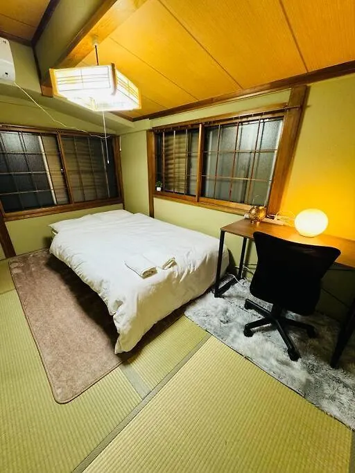 Apartment 3 Bedrooms Entire House Tokyo